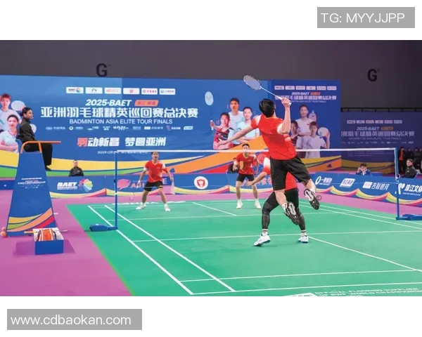 重庆羽毛球队阵地战解析：如何在羽坛中崭露头角与提升竞争力